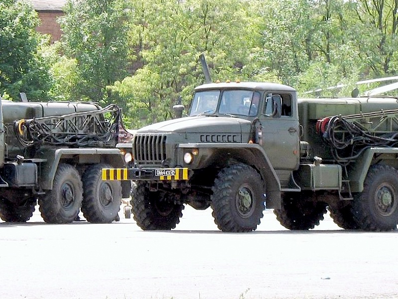 Электроагрегат подвижный авиационный АПА-5Д